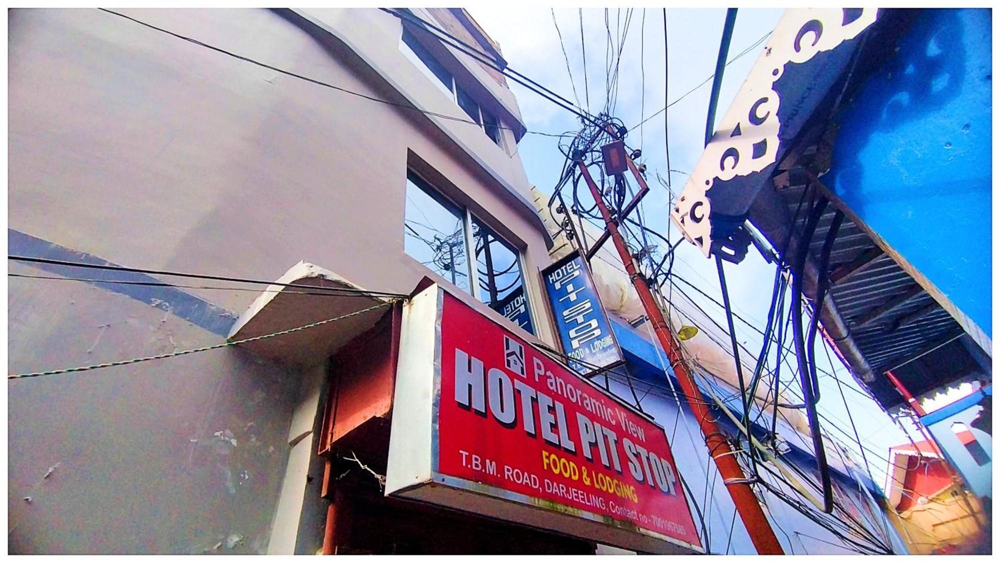 Hotel Premium Pitstop Near Railway Station Best Hotel In Darjeeling ダージリン エクステリア 写真