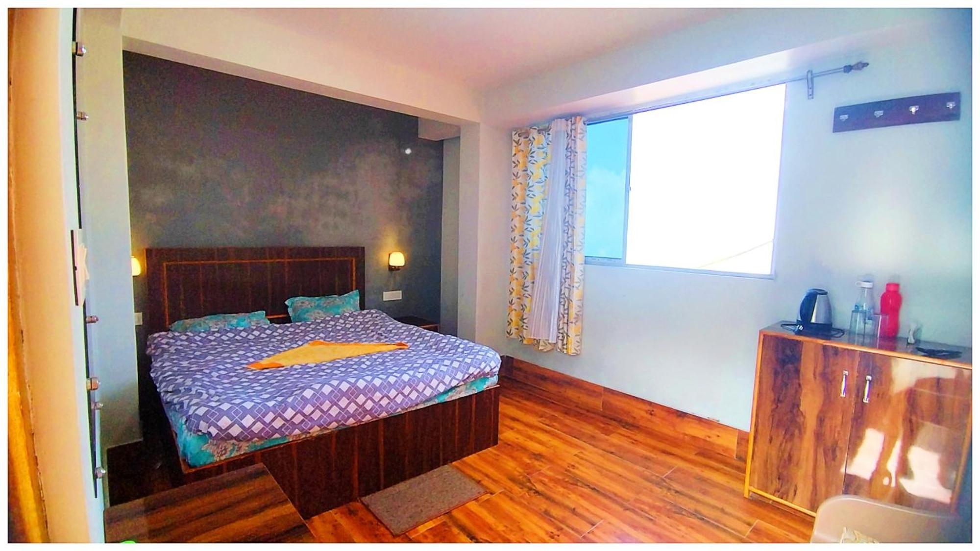 Hotel Premium Pitstop Near Railway Station Best Hotel In Darjeeling ダージリン エクステリア 写真